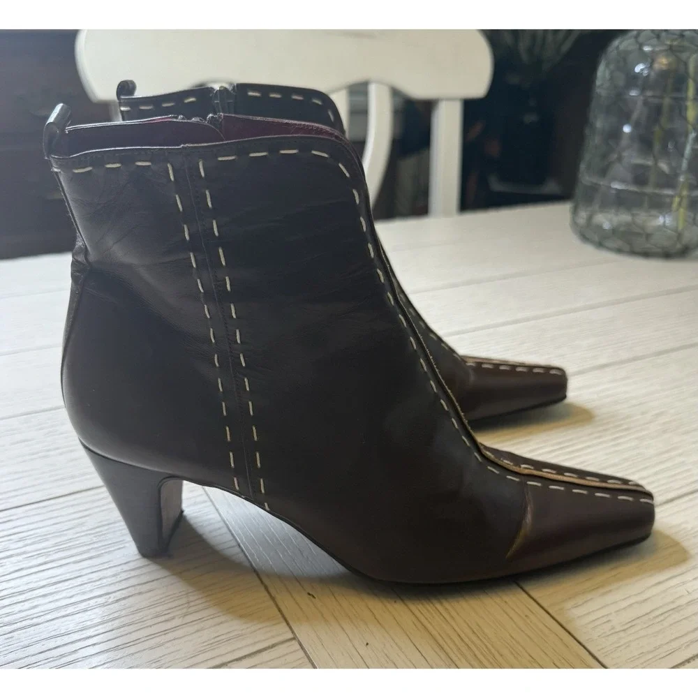 Donald J Pliner Lyza Ankle Kitten 2.5